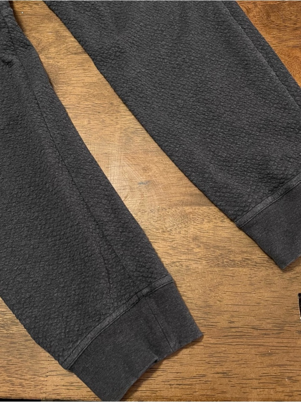 Lululemon At Ease Jogger
Heathered Black Men’s Small - Picture 10 of 16